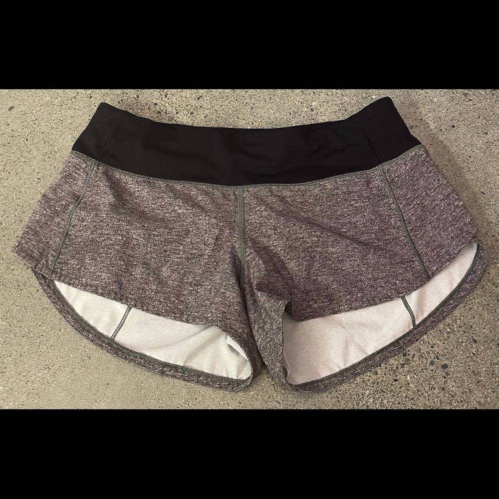Lululemon Speed Up Low-Rise Short, Grey, Sz 4